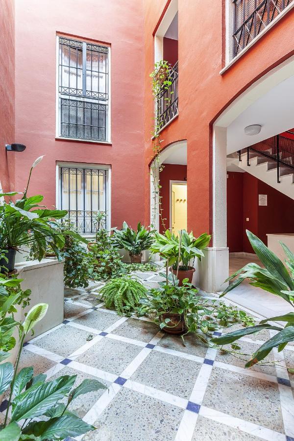 Precioso En Santa Cruz Lirio Bajo Apartment Sevilla Exterior foto